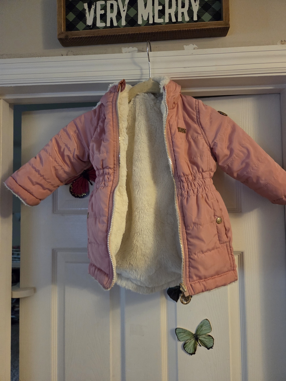 DKNY Pink Puffer Jacket w Faux Fur Lining Girls 12m Hooded reversible Runs Big